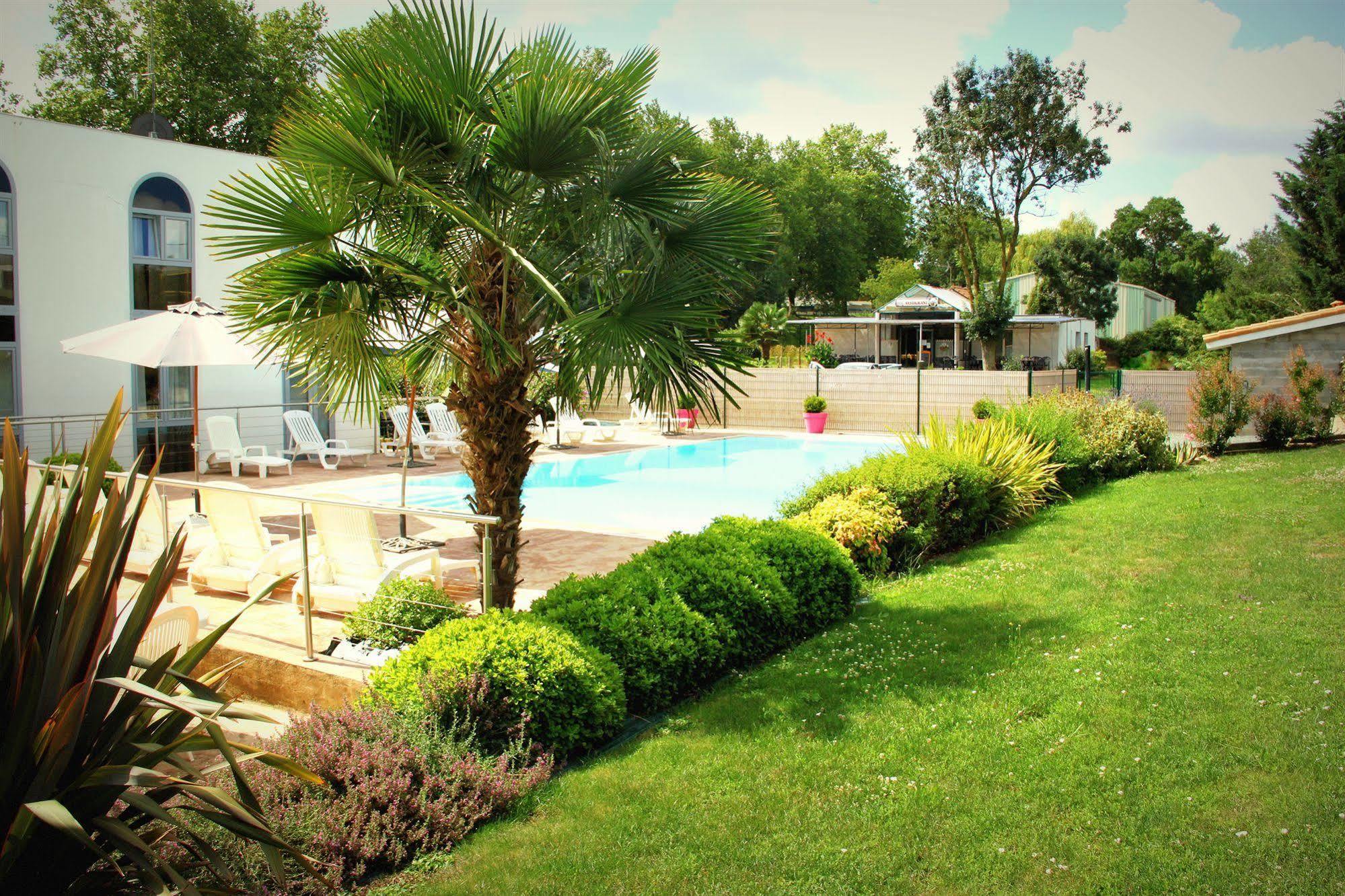 Agape Hotel Bessines Dış mekan fotoğraf